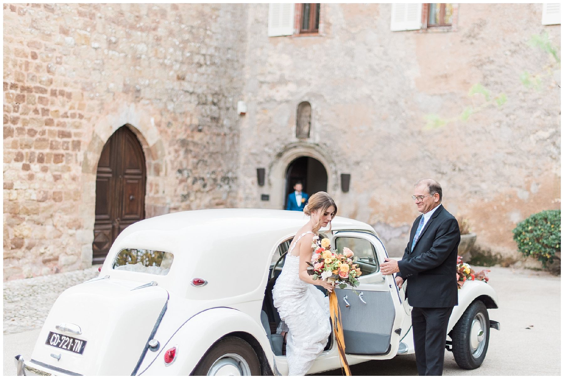 arrivée mariée château sainte roseline mariage